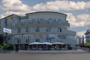Alojamiento - Hotel Letizia