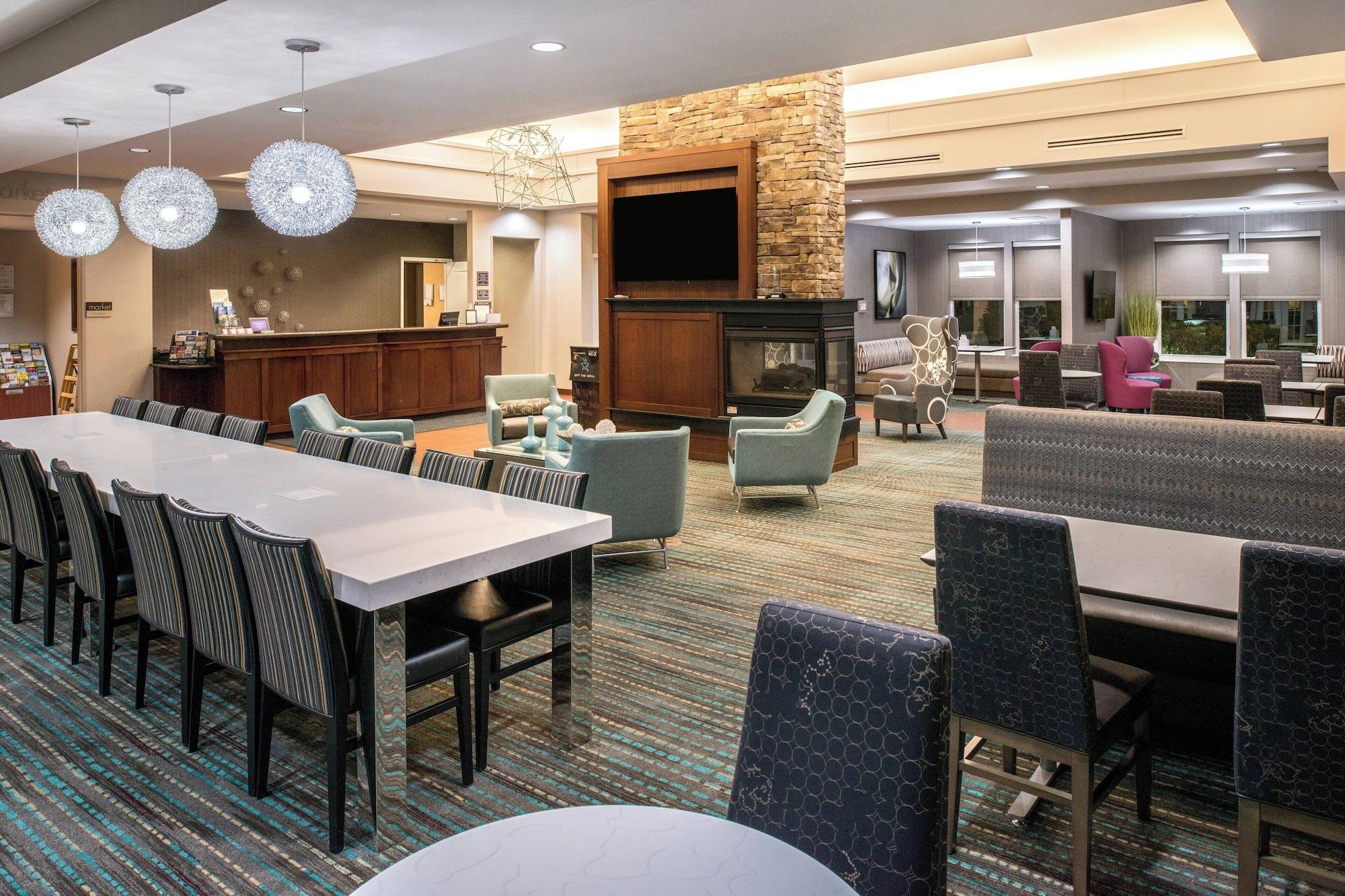 Vista Lobby Residence Inn Marriott Waynesboro