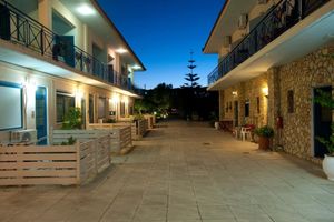 Alojamiento - Aggelos Hotel