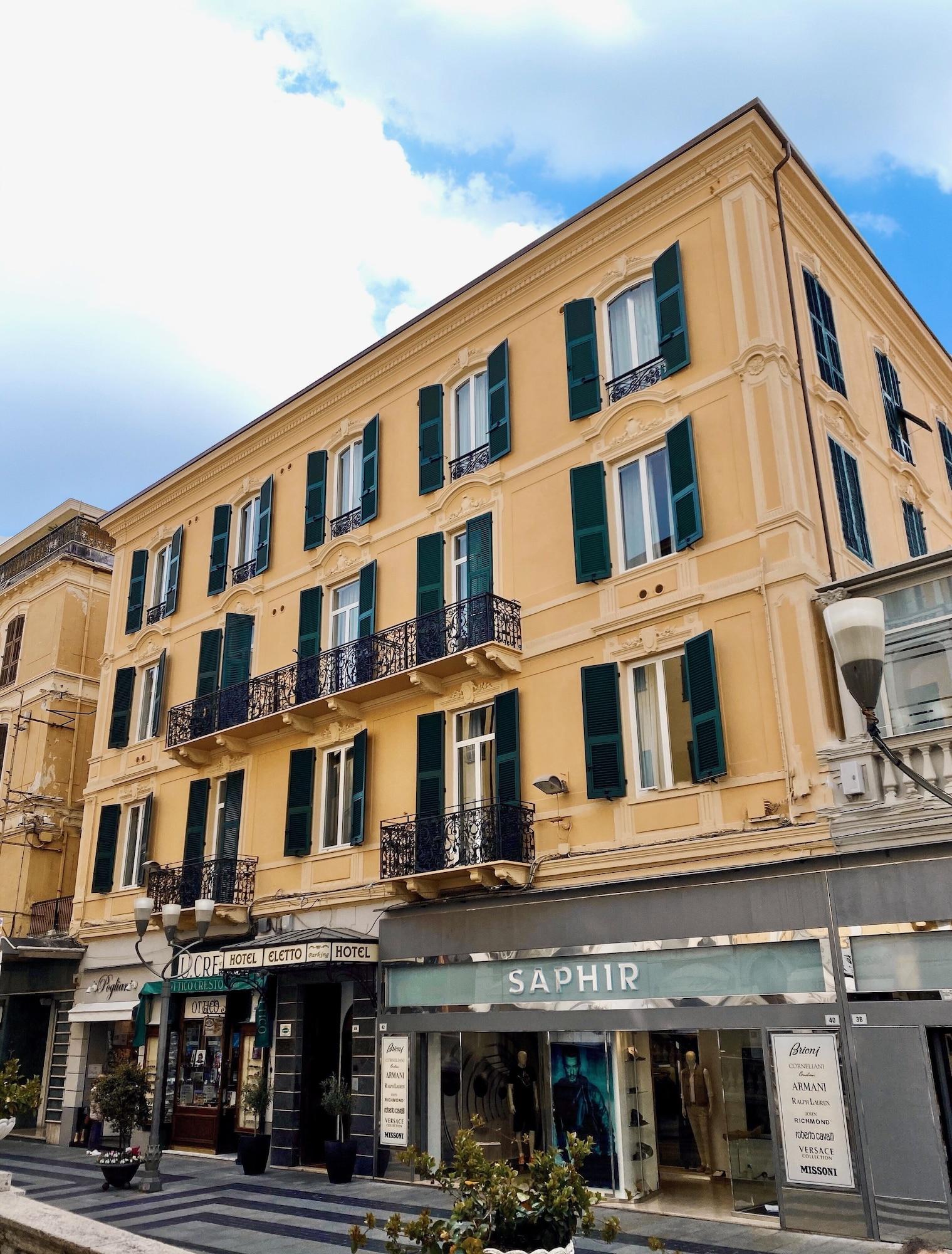 Vista Exterior Hotel Eletto