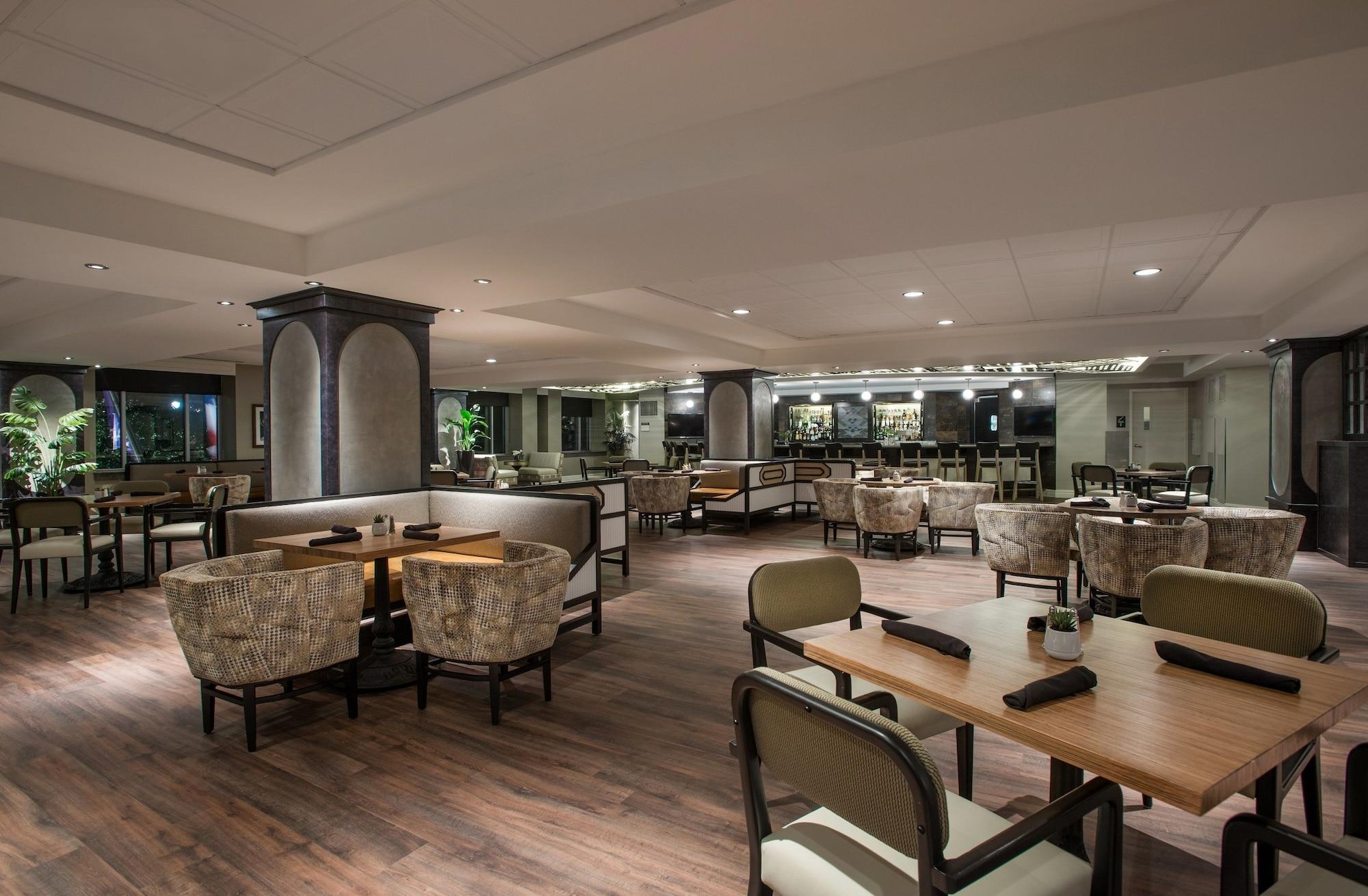 Restaurant Magnolia Hotel Houston, A Tribute Portfolio Hotel