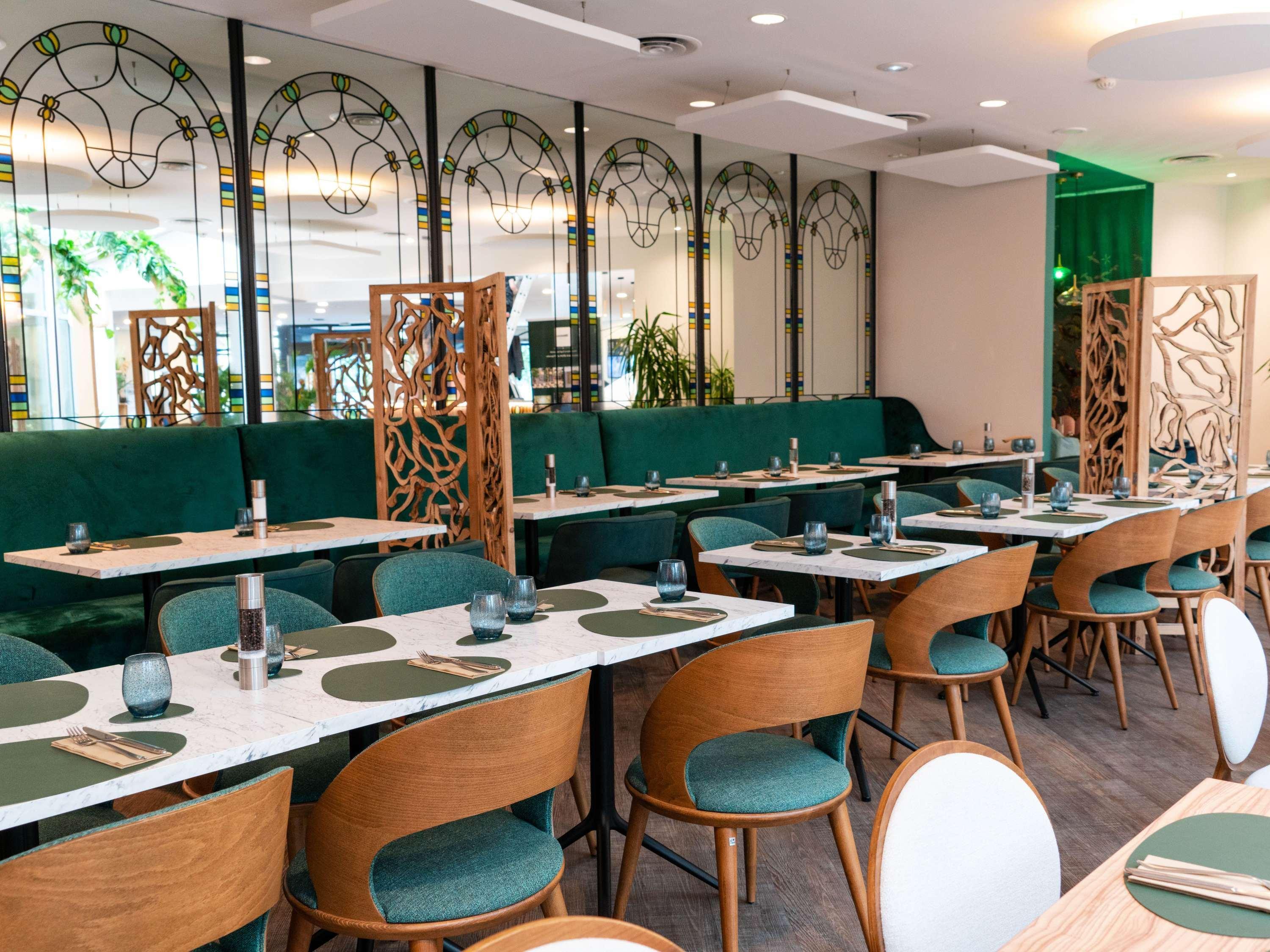 Vista Exterior Mercure Paris Val de Fontenay