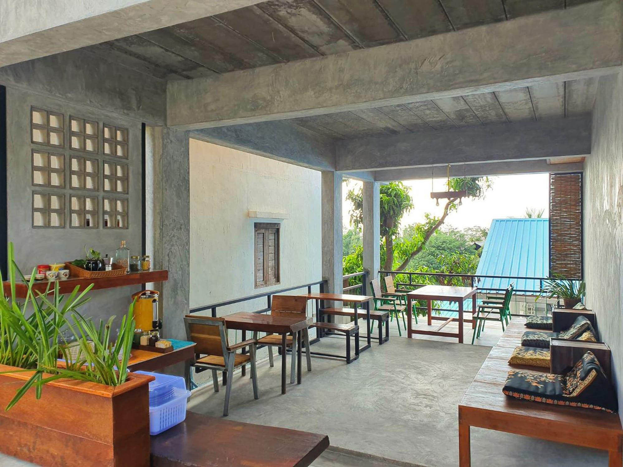 Bar/Salón Life Koh Tao Resort