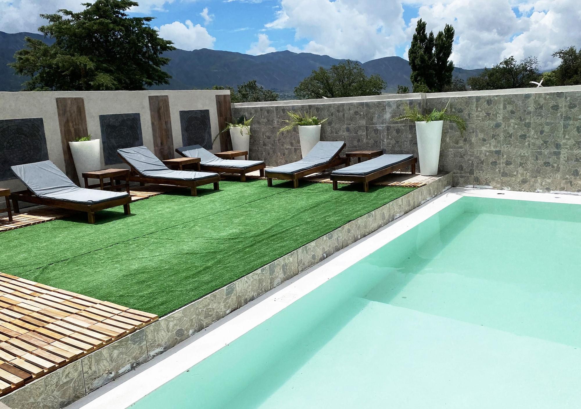 Vista Piscina Hotel Colonial Tafi del Valle by DOT Tradition