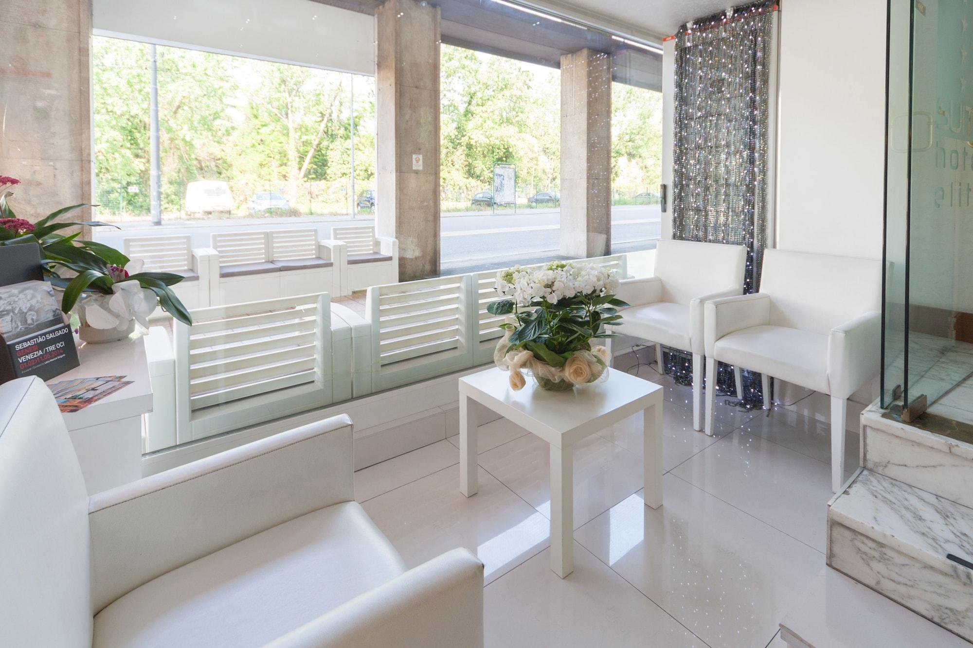 Vista Lobby Suite Hotel Elite