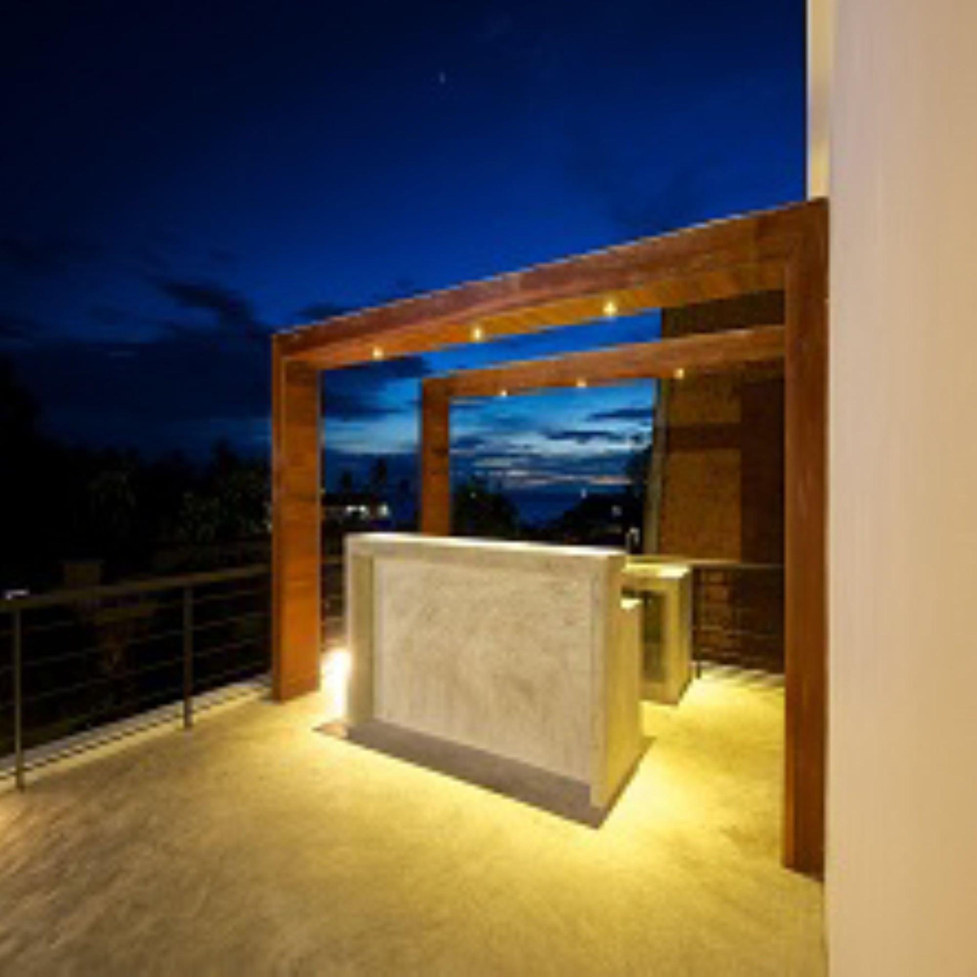 Varios Thalassa Hotel