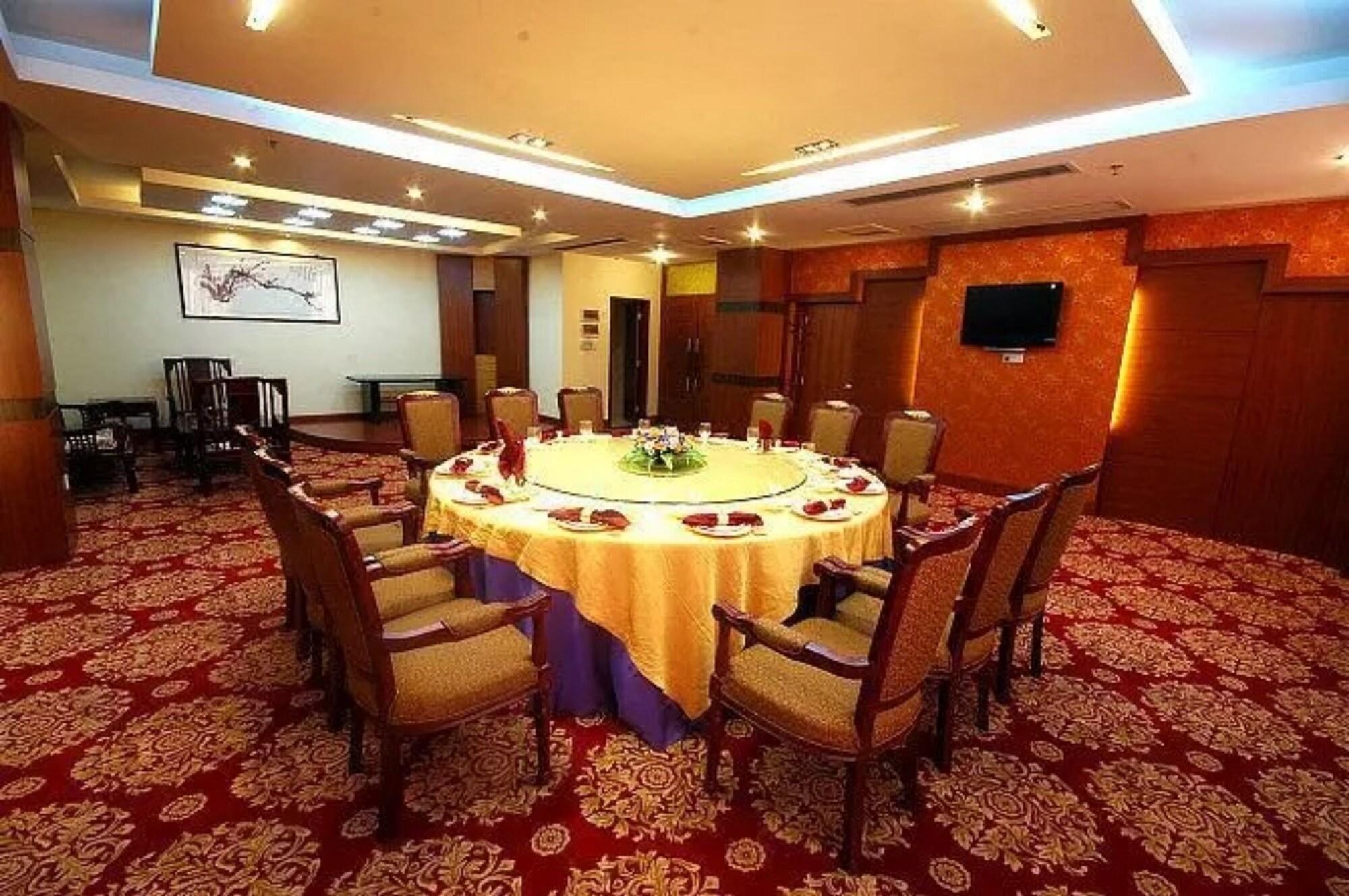 Restaurant Junyue Hotel