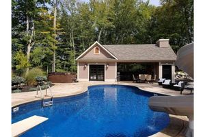 Alquiler Vacacional - Seclusion and Romance-Hot Tub is HOT, HOT, HOT!