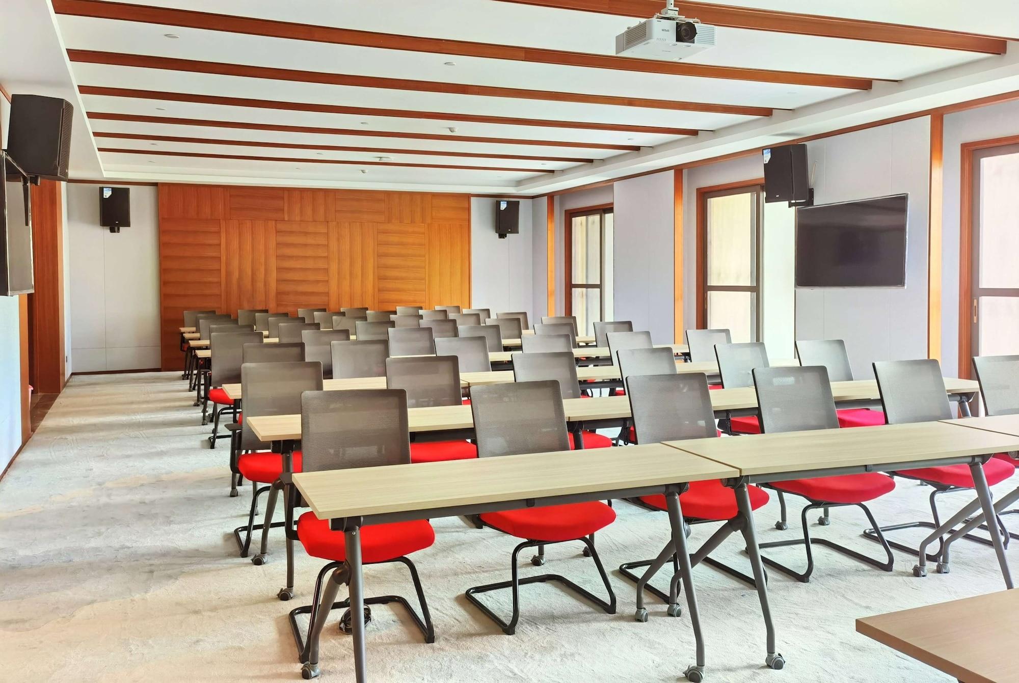 Sala de Reuniones Howard Johnson the Bund Hotel Gasa