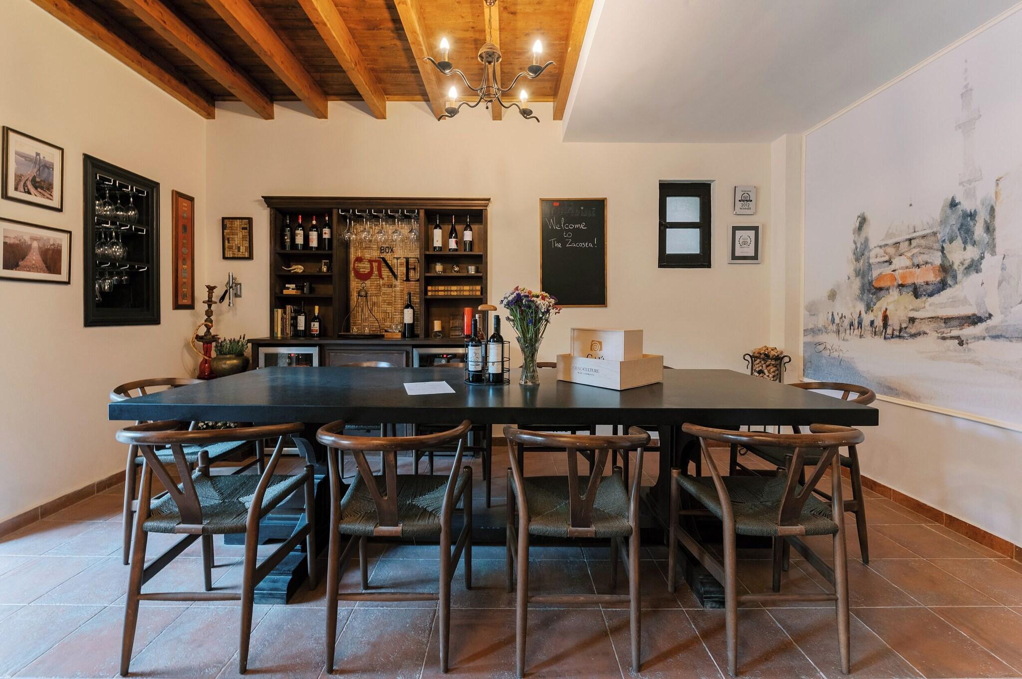 Vista Lobby Zacosta Villa - a Heritage Hotel