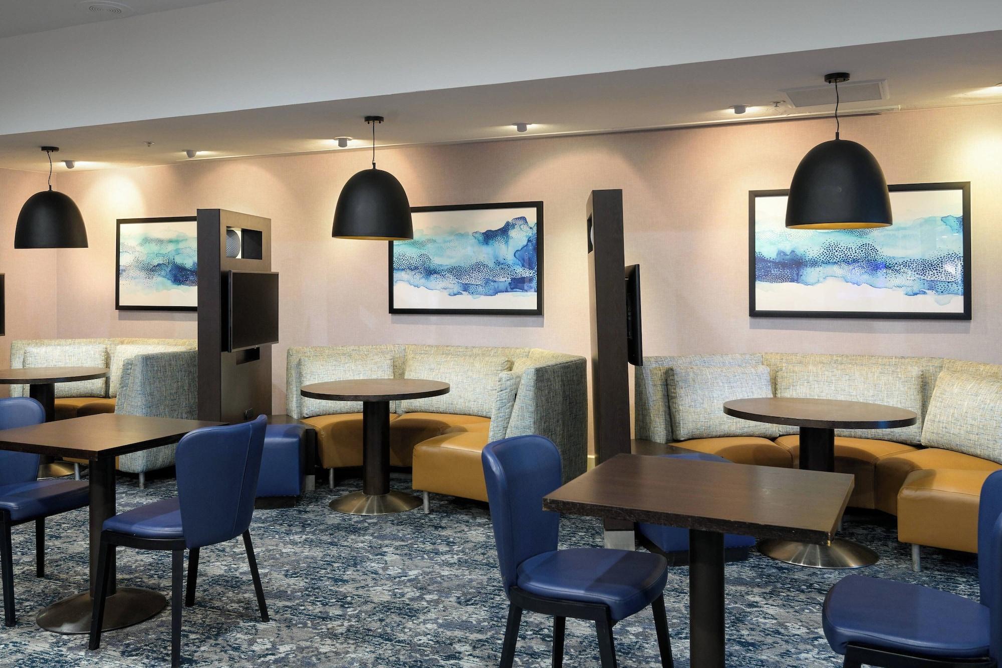 Restaurant Courtyard by Marriott Old Town