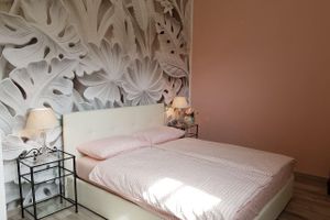 Alquiler Vacacional - charming completely renovated country house, large garden, secluded location