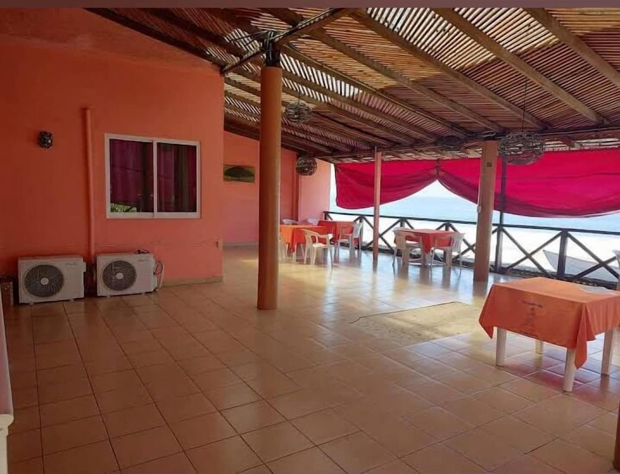 Equipamiento de Habitación Hotel Ricarda Yopes