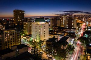 Alojamiento - Quality Hotel Curitiba