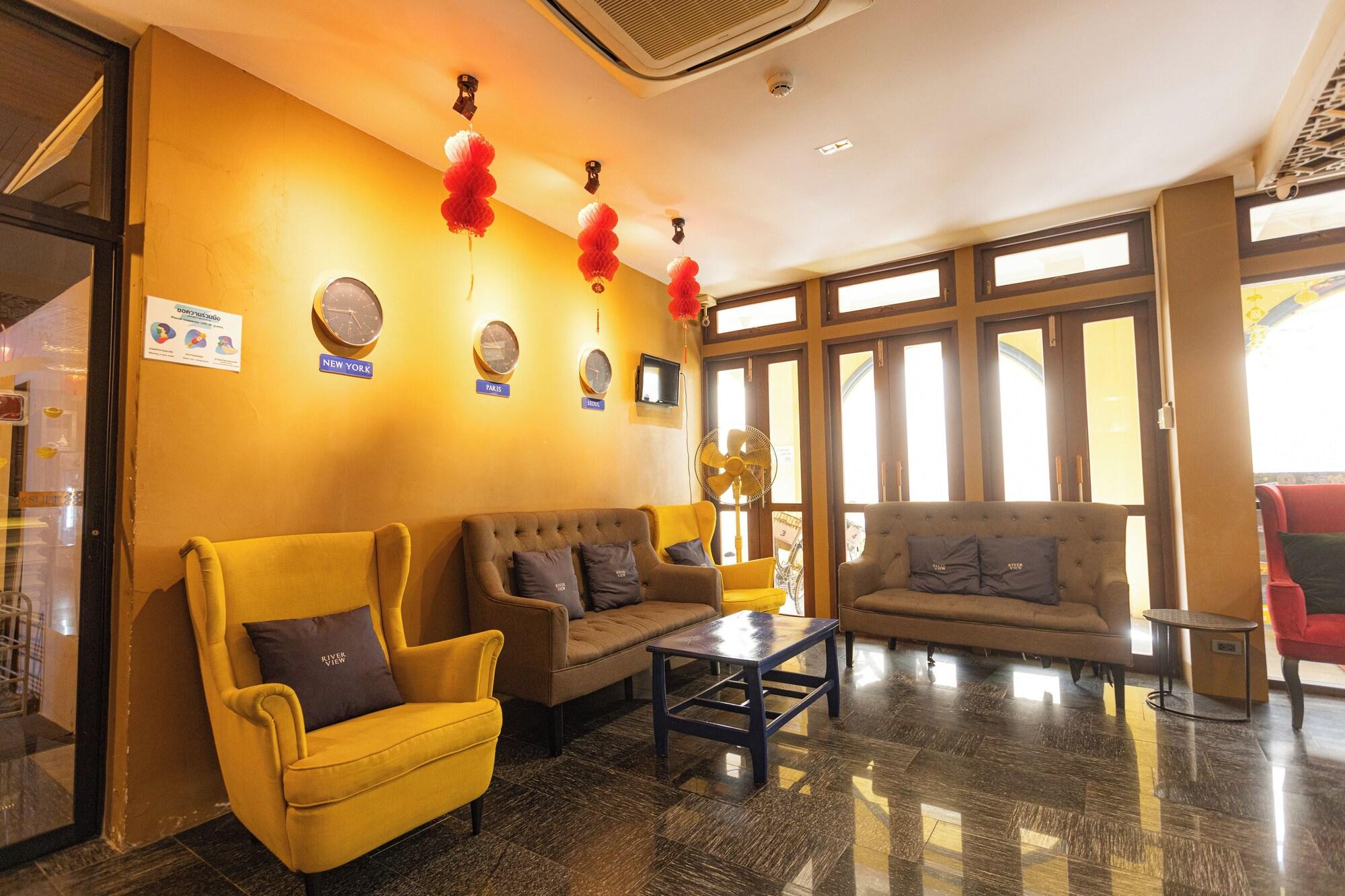 Vista Lobby River View Residence