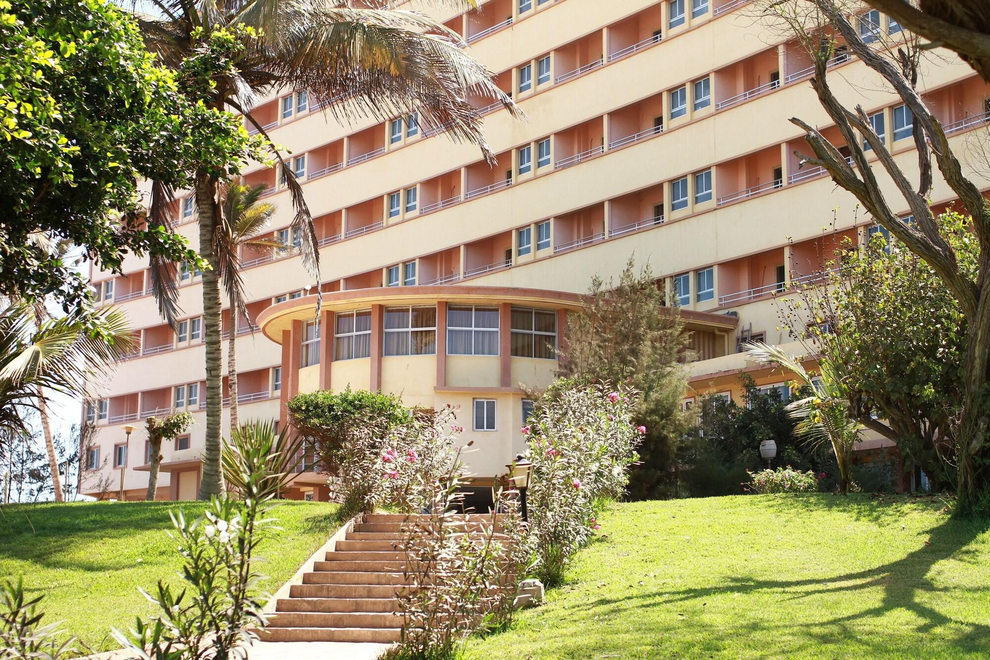 Vista Exterior Hotel Ngor Diarama