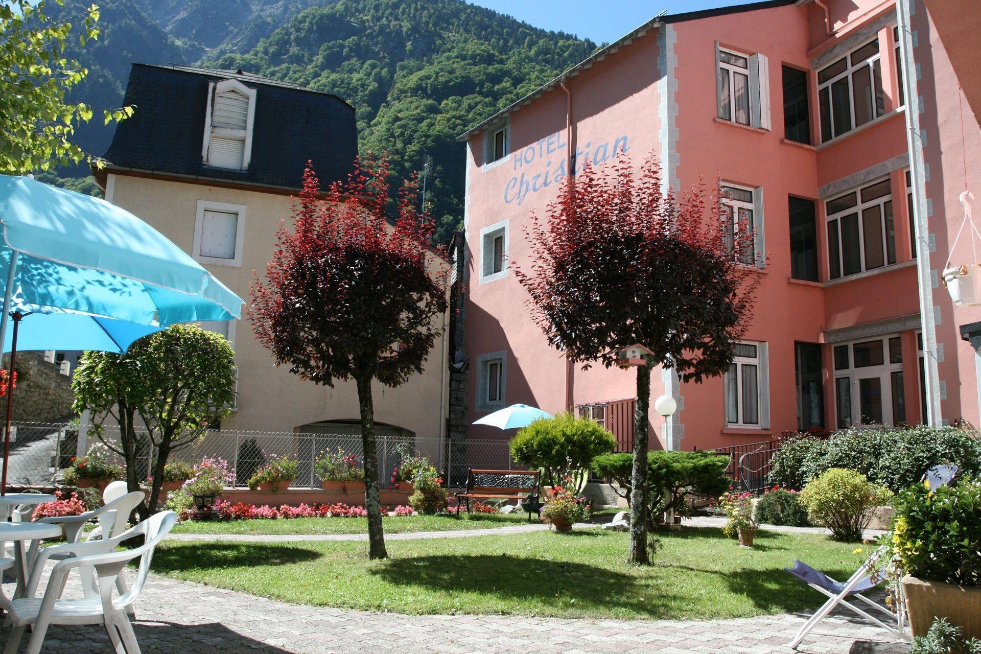 Vista Exterior Hôtel Christian