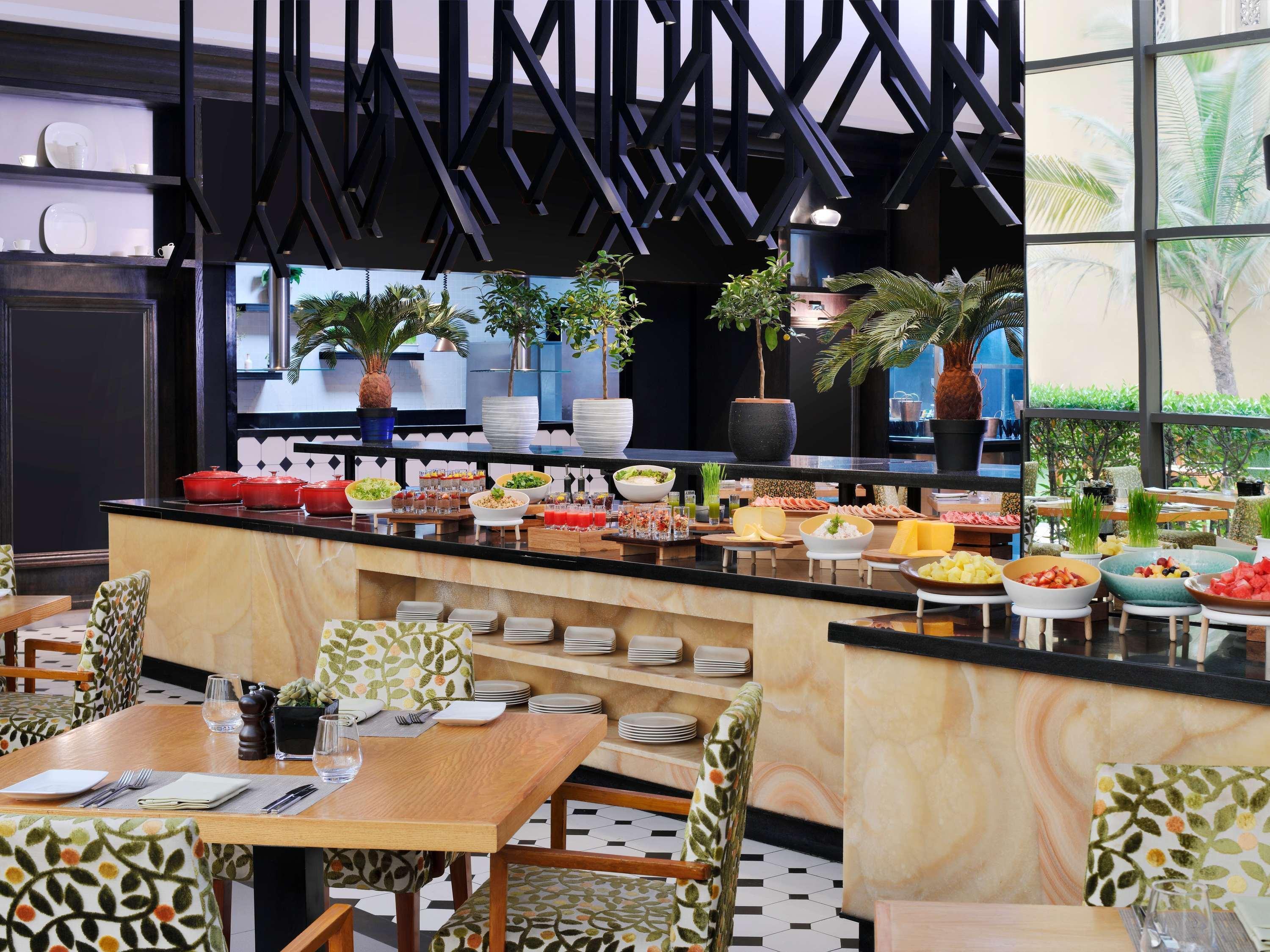 Restaurant Mövenpick Hotel Jumeirah Beach