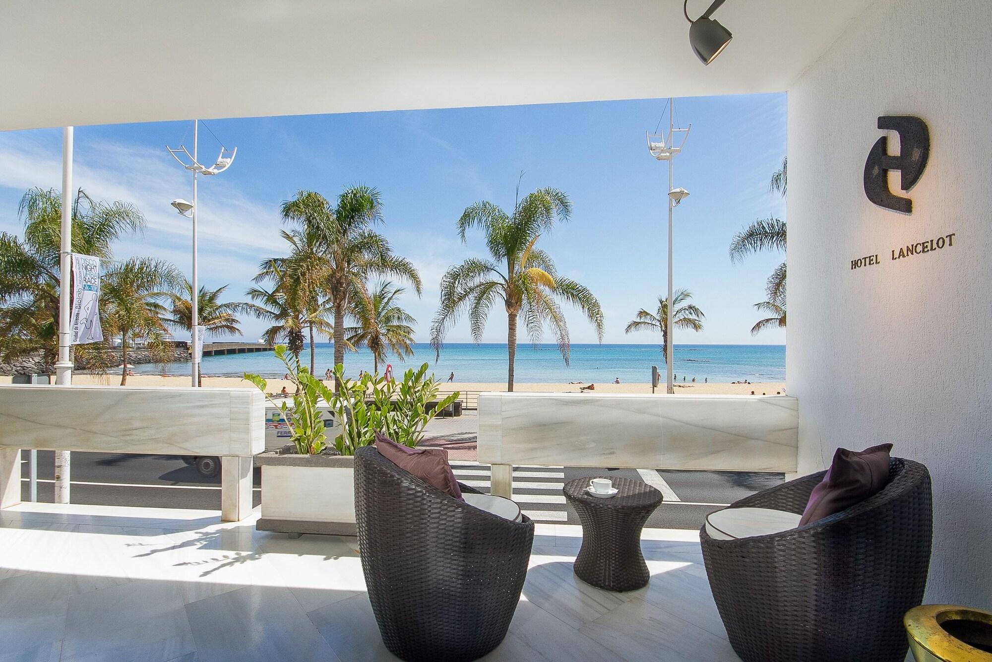 Vista Lobby Hotel Lancelot