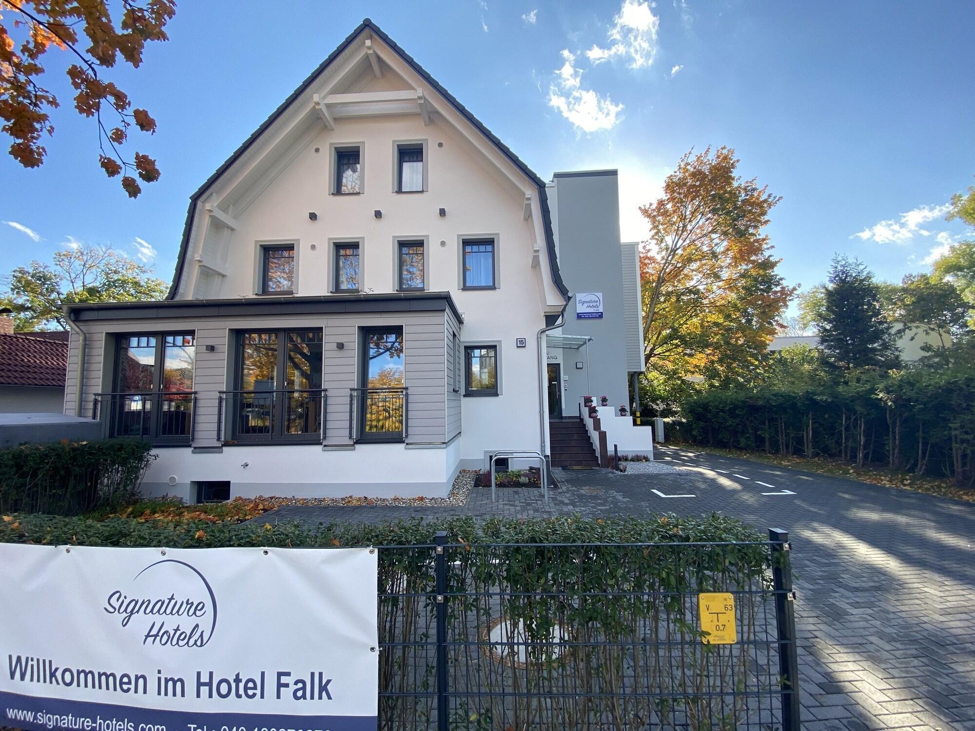 Vista Exterior Signature East Hotel Falk