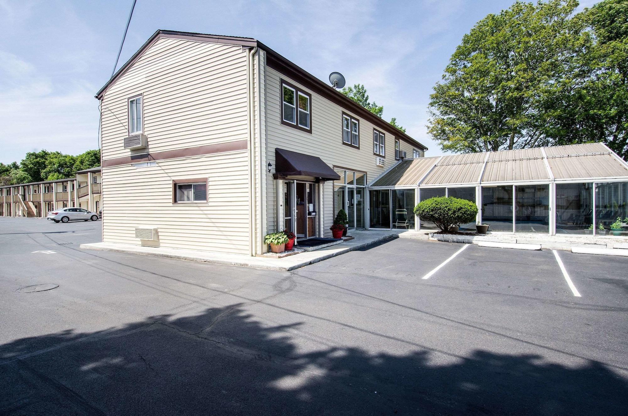 Vista Exterior Econo Lodge