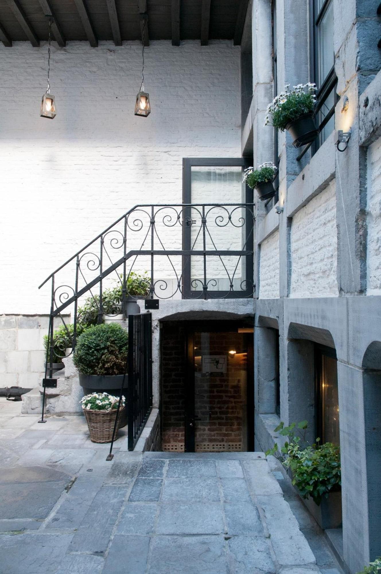 Vista Exterior Hotel Neuvice