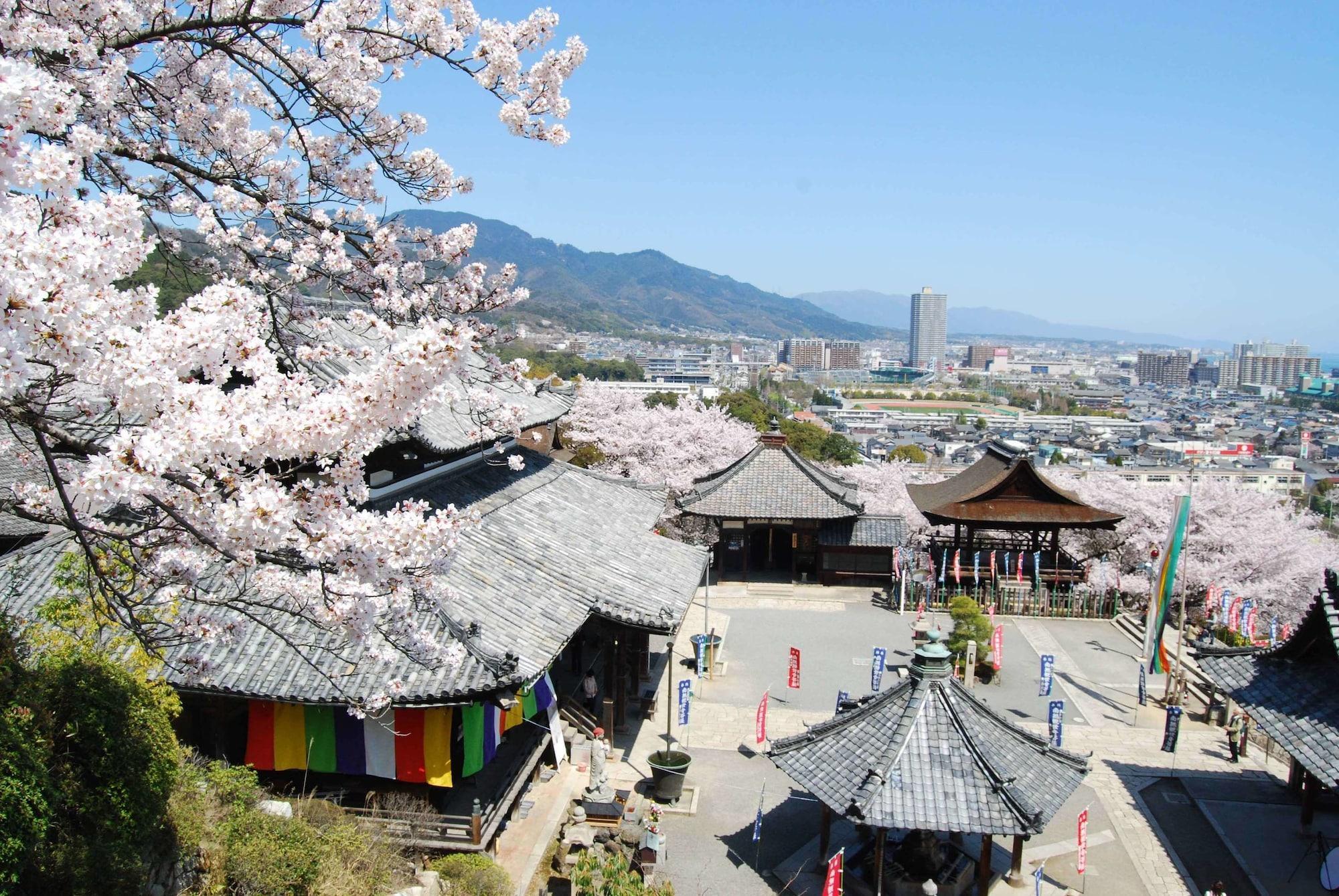 Vista Exterior Koke Musu inn