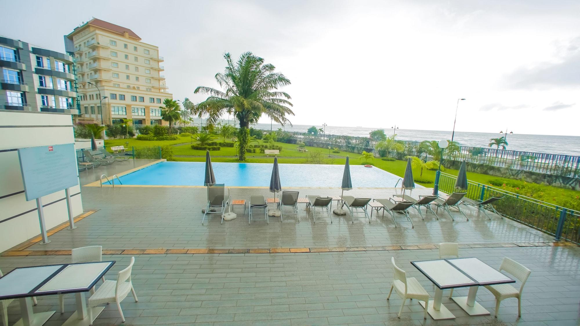 Vista Exterior ibis Bata