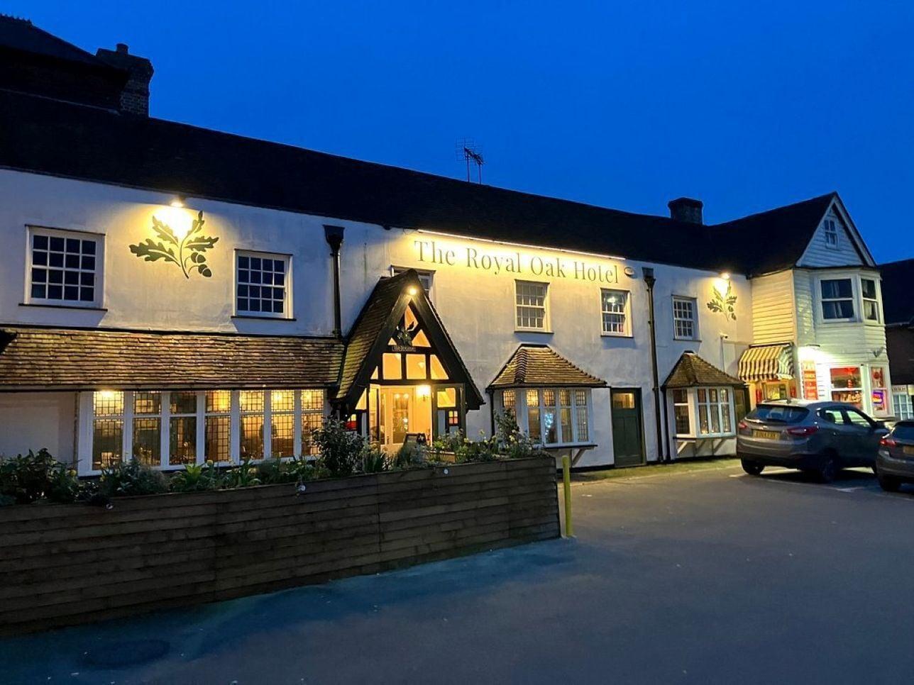 Vista Exterior The Royal Oak Hotel