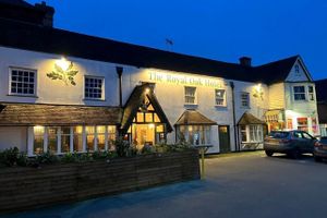 Alojamiento - The Royal Oak Hotel