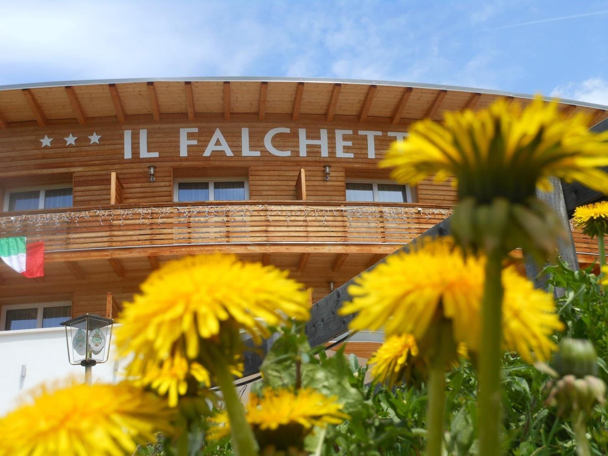 Vista Exterior Il Falchetto