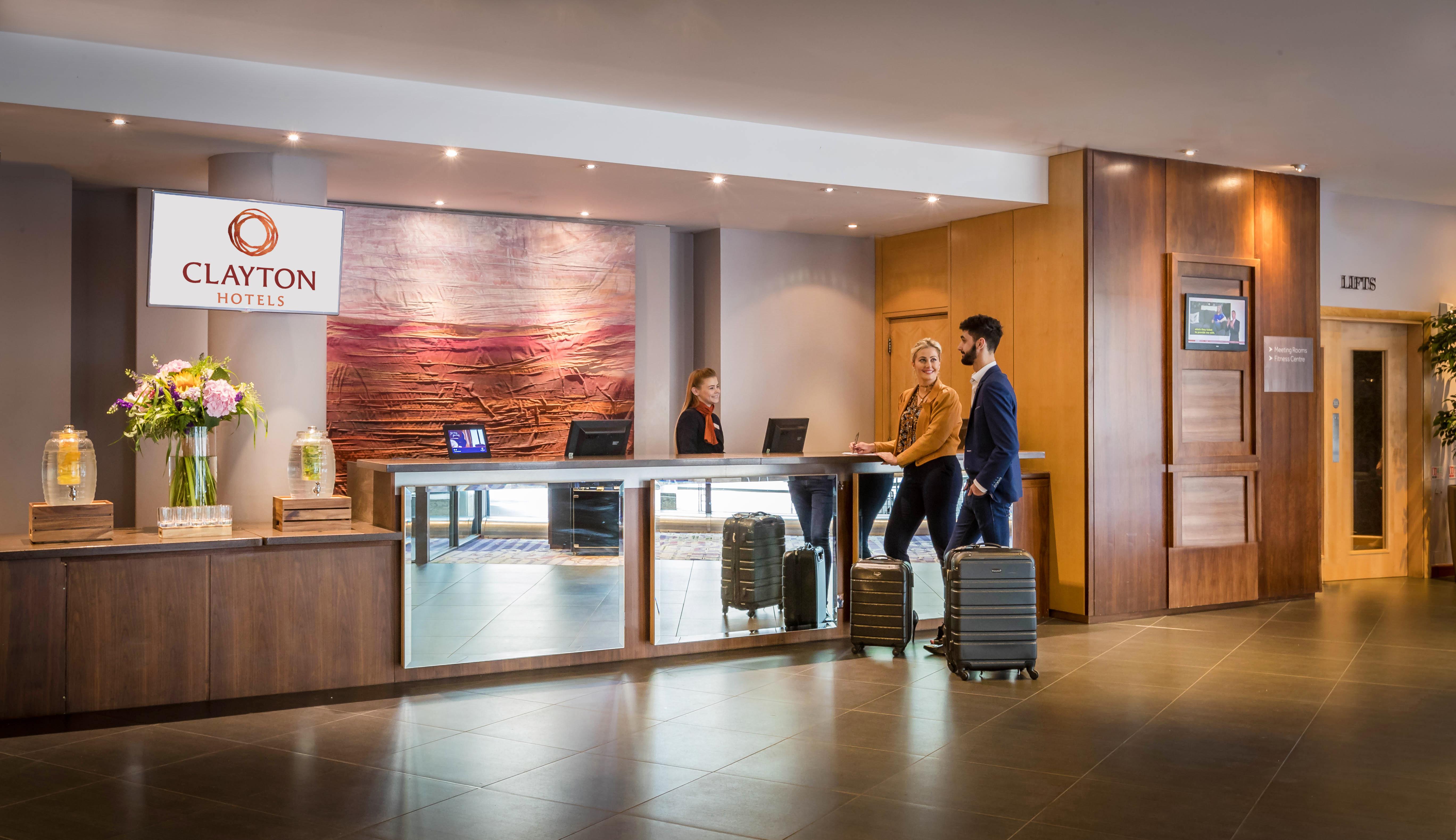 Vista Lobby Clayton Hotel Belfast City