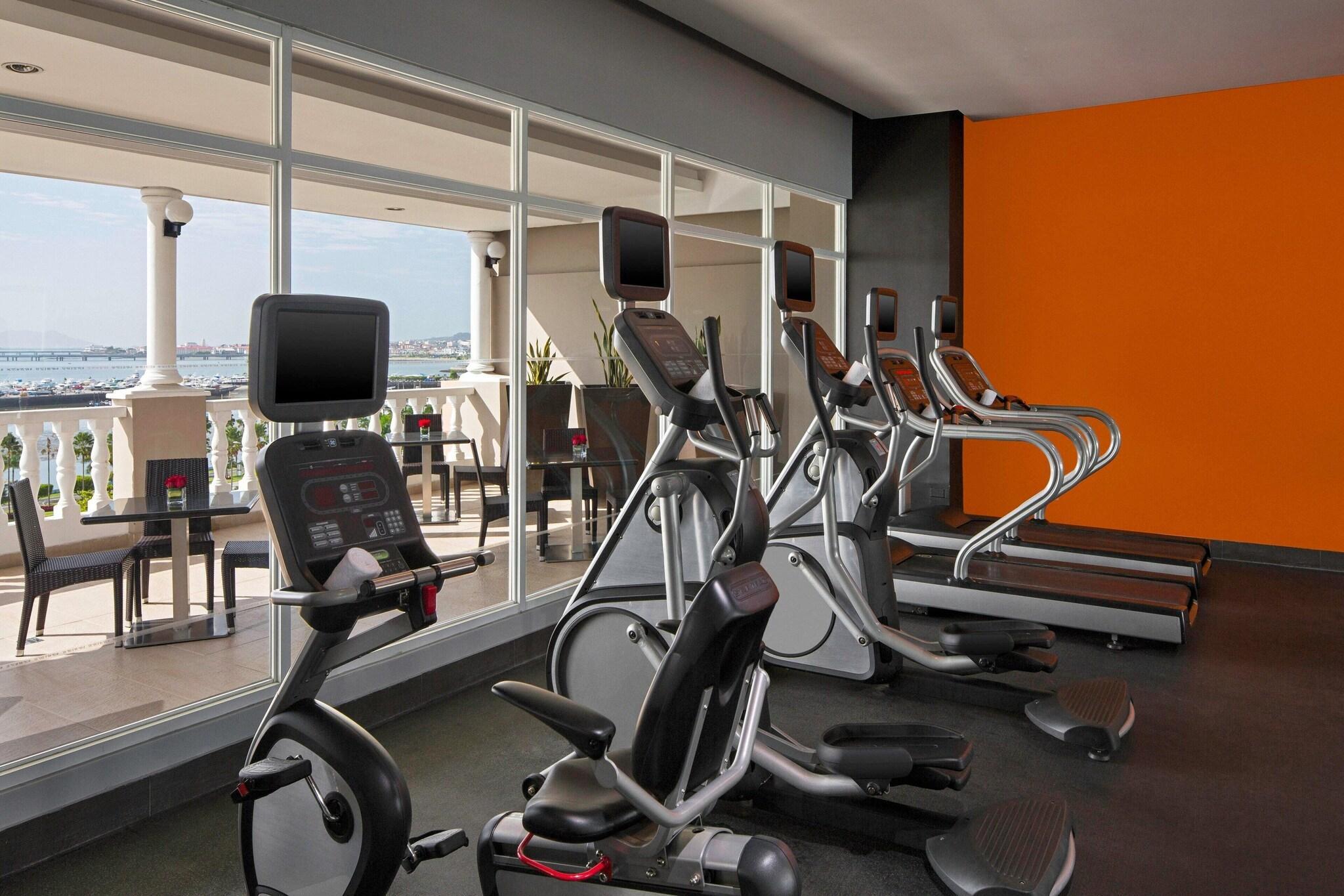 Gimnasio Le Meridien Panama