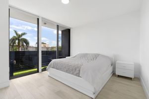 Alquiler Vacacional - Modern Miami Oasis Private Rooftop Pool and Lounge