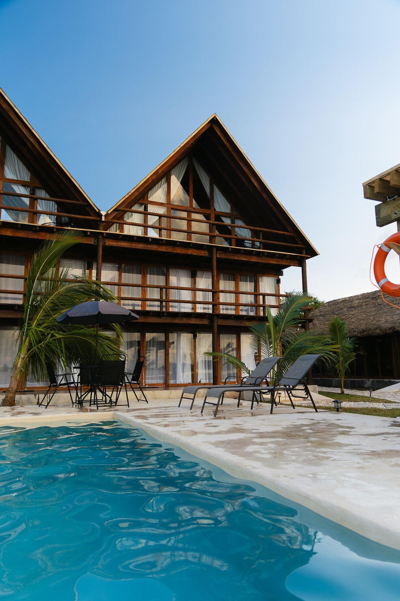 Vista Exterior Riverside Hotel Chachalacas