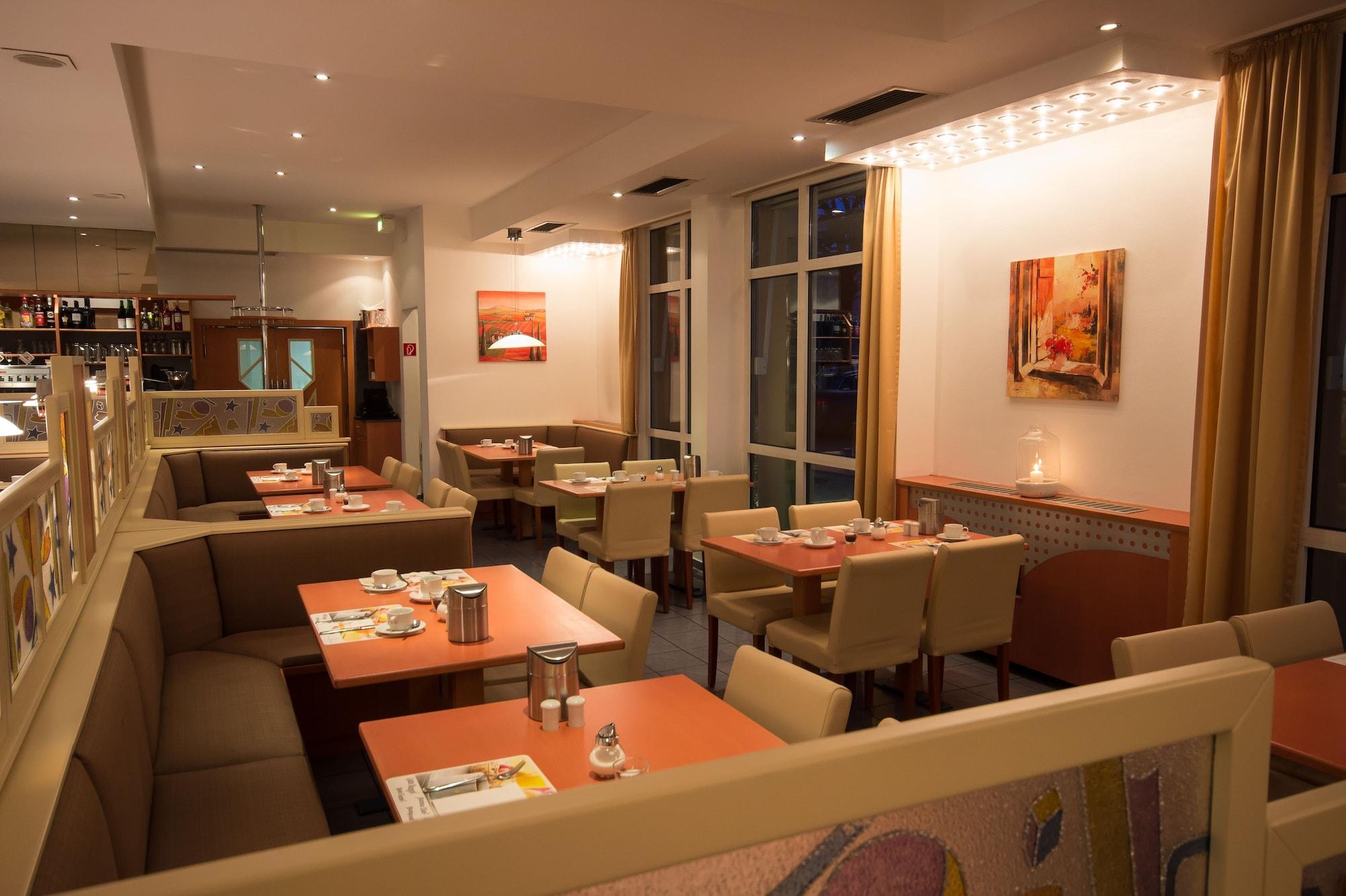 Restaurant B&B HOTEL Passau-Süd