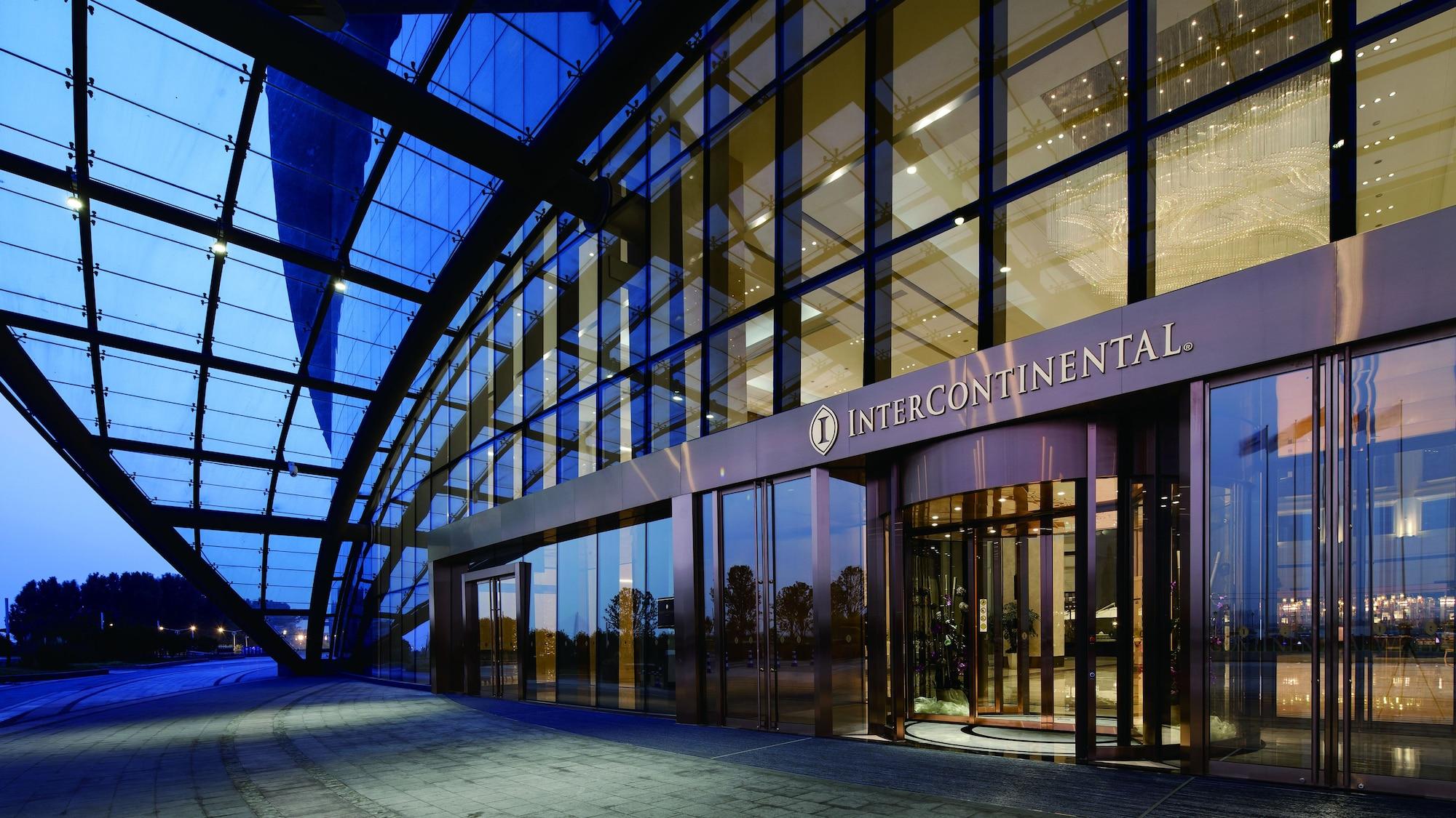 Vista Exterior InterContinental Wuhan by IHG