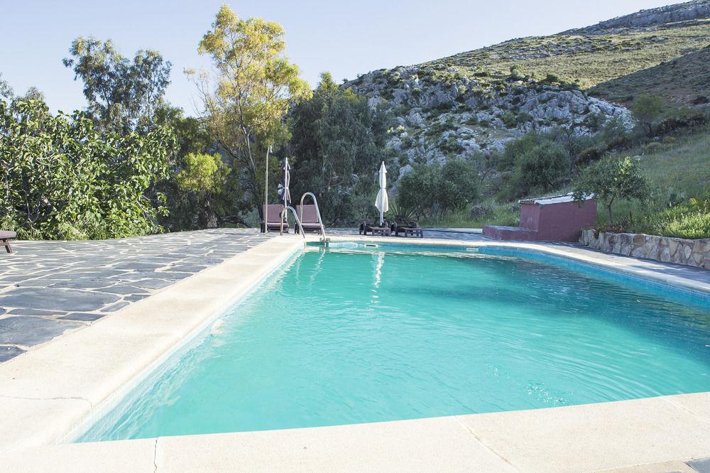 Vista Piscina El Refugio de Alamut