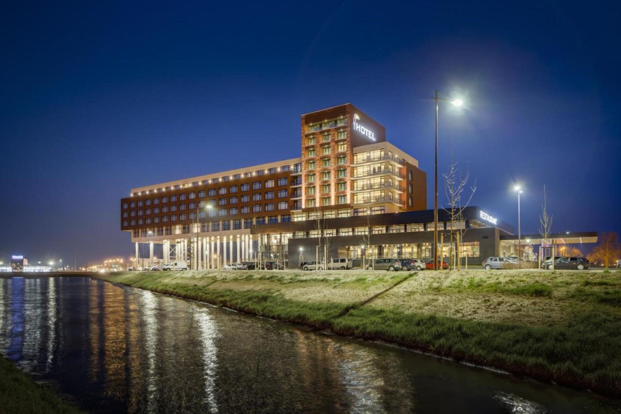 Vista Exterior Van der Valk Hotel Zwolle