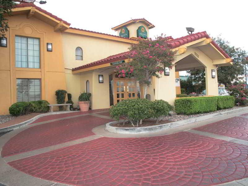 Vista Exterior La Quinta Inn by Wyndham El Paso East Lomaland