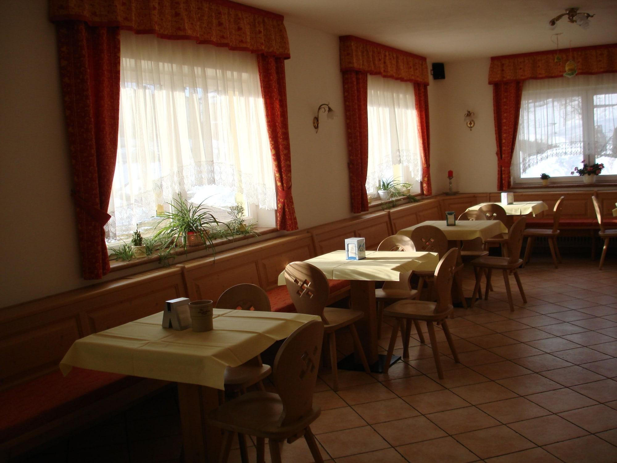 Restaurant Hotel Garni Relax