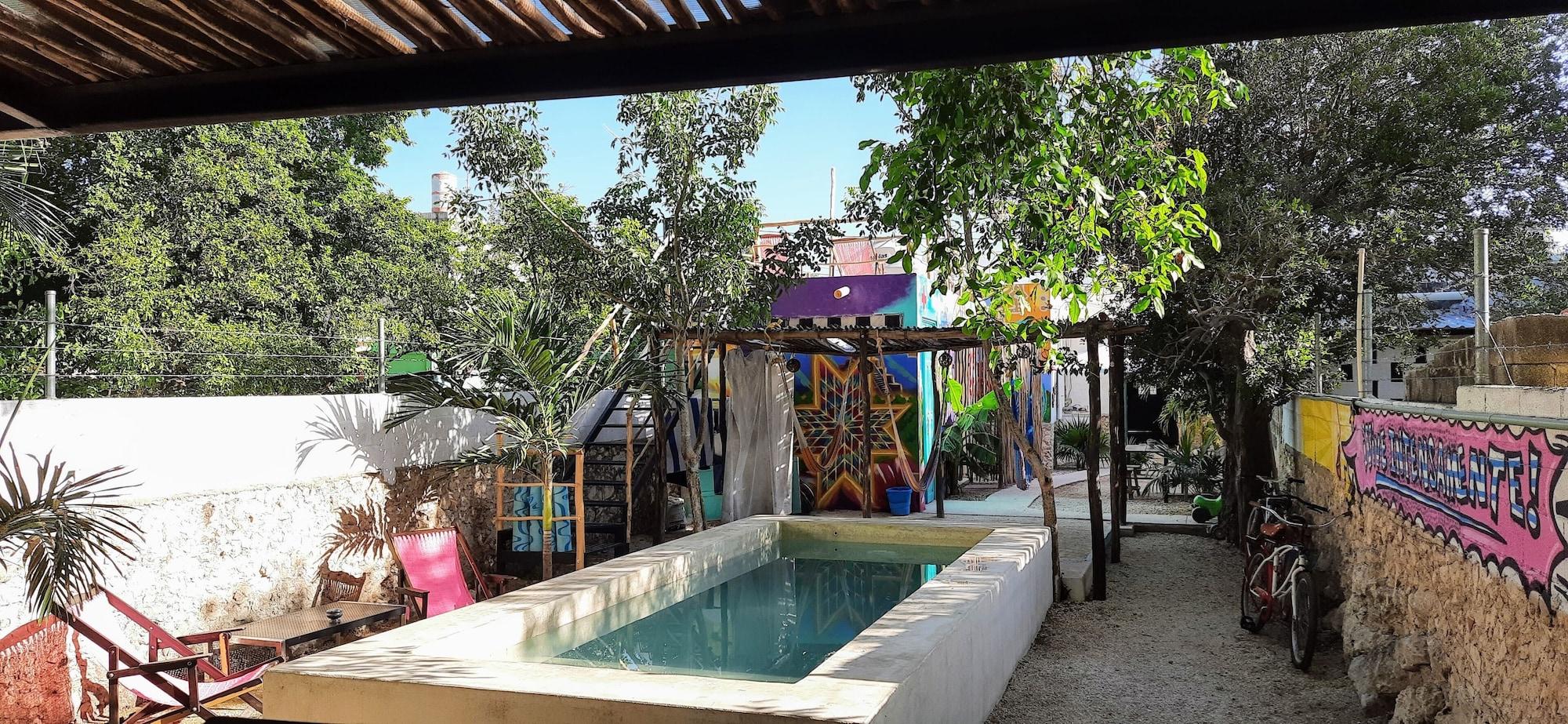 Varios Guaya Hostel