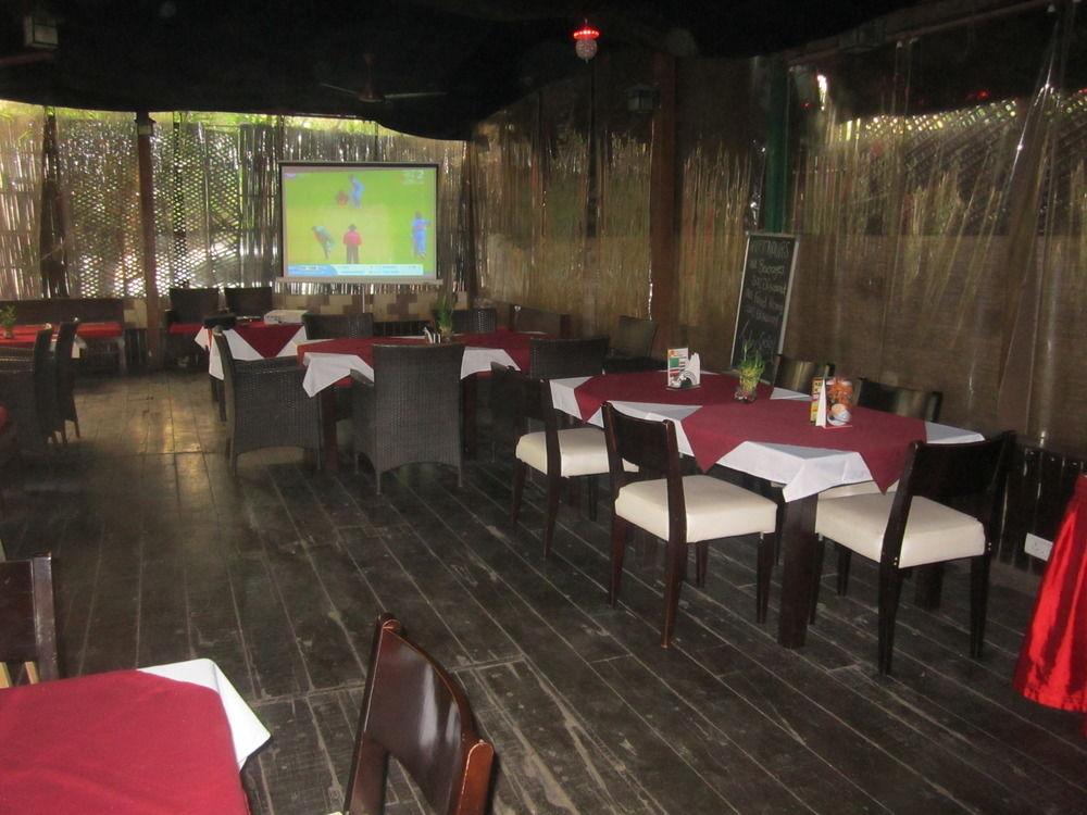 Bar/Salón Orritel West