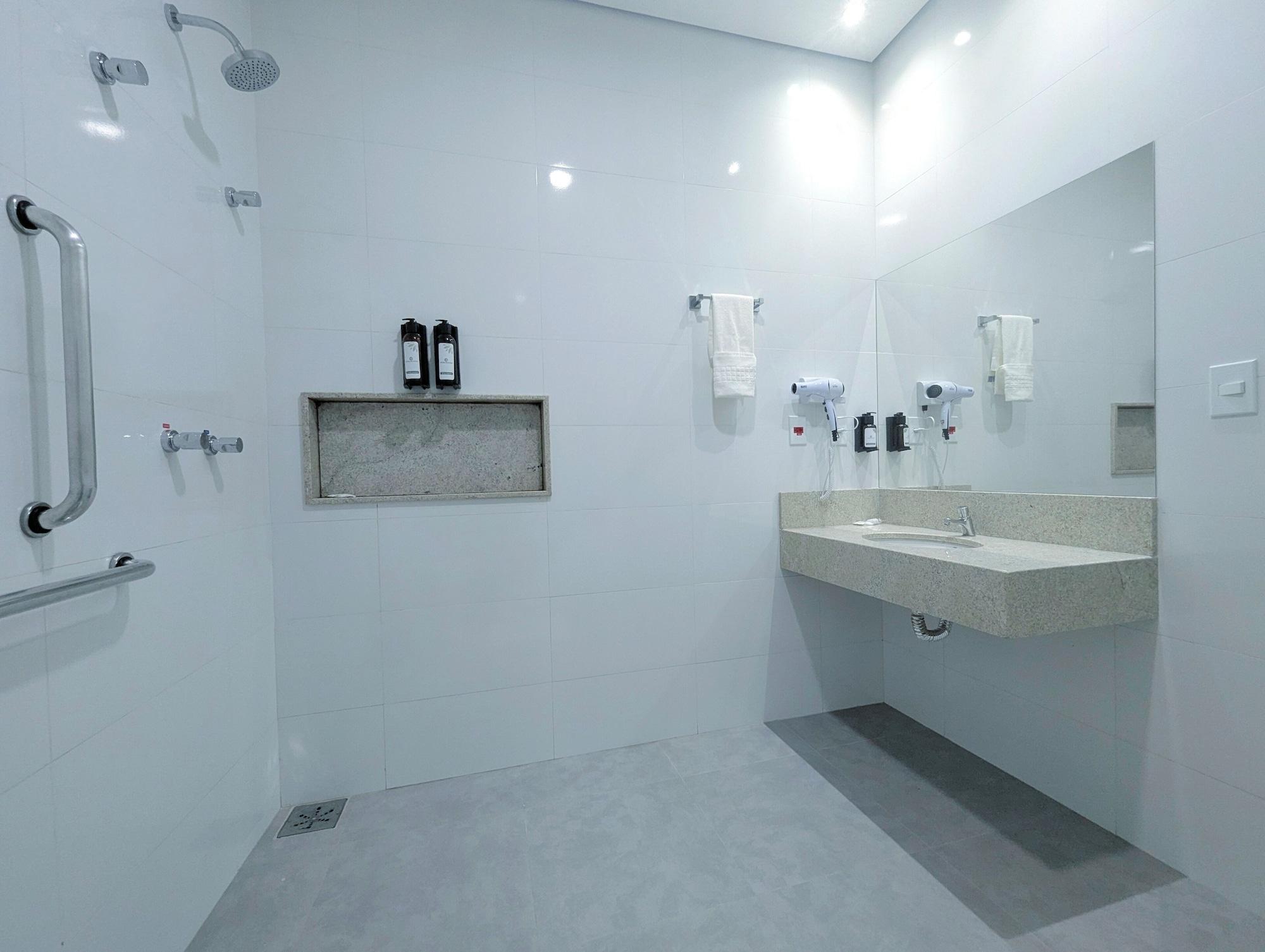 Equipamiento de Habitación Hotel Jardim Iracema