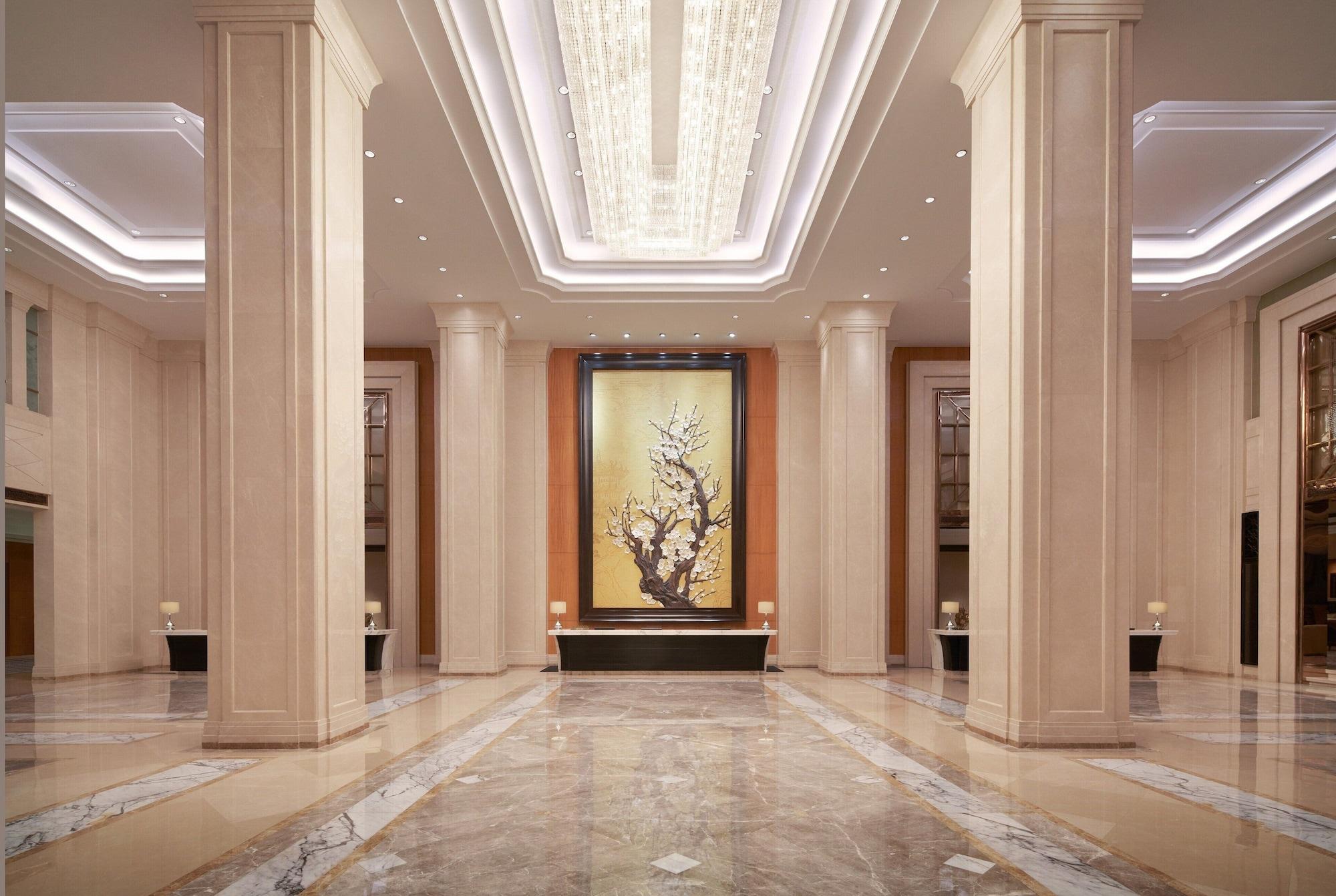 Vista Lobby Sheraton Grand Wuhan Hankou Hotel