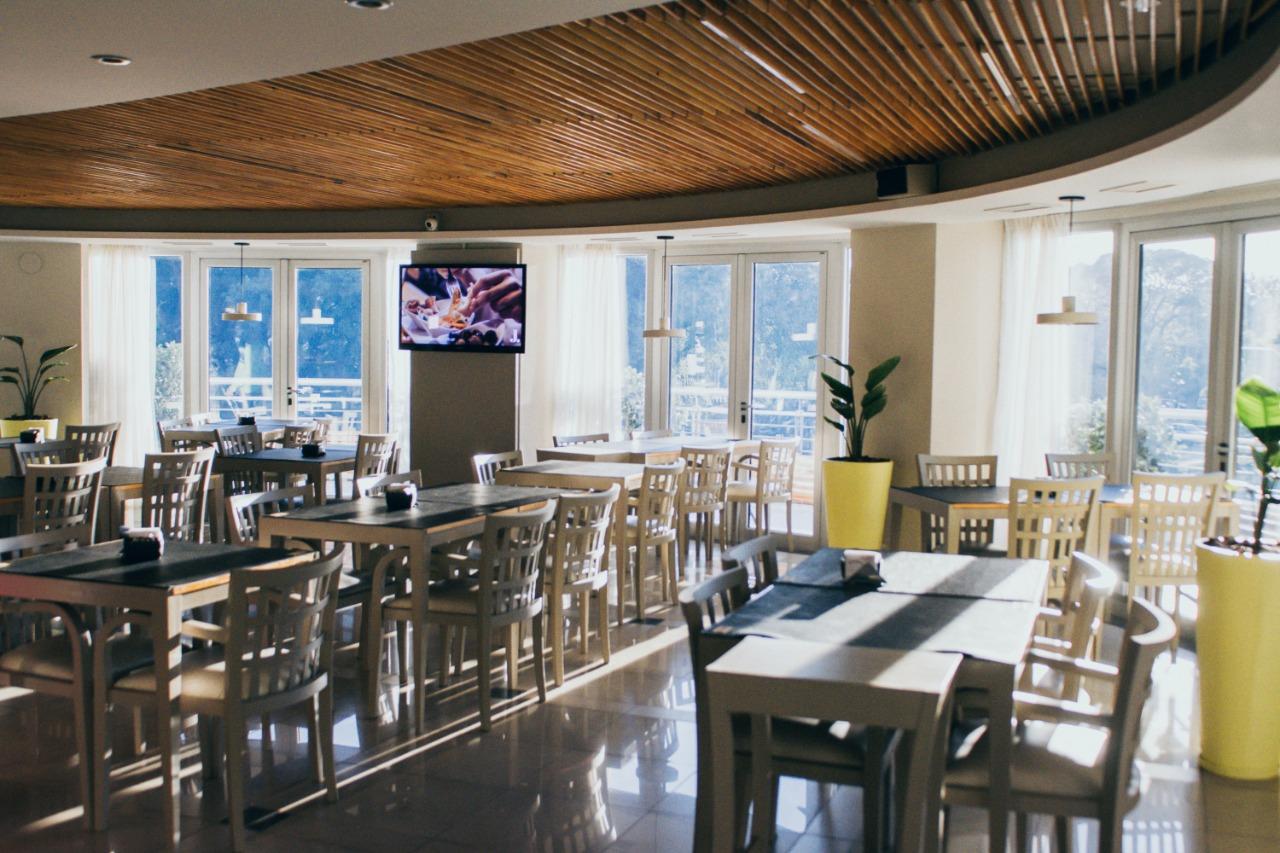 Restaurant Hotel and Spa Maran Suites Towers