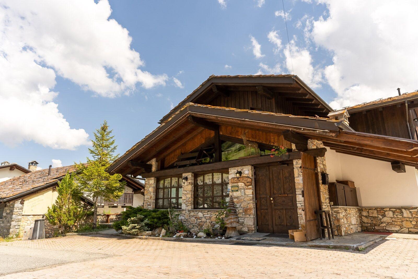 Vista Exterior Hotel Des Alpes