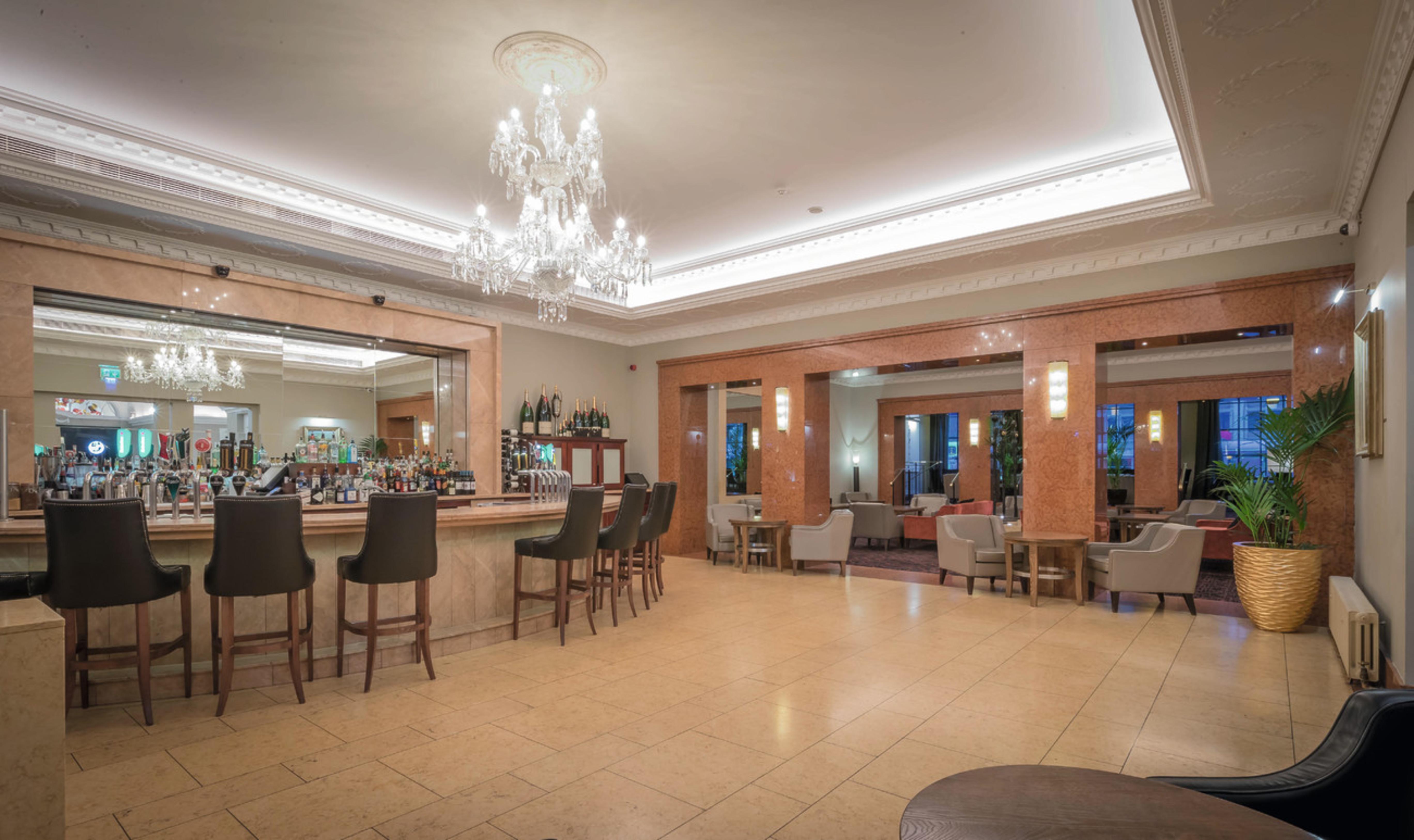 Bar/Salón Hotel Riu Plaza The Gresham Dublin