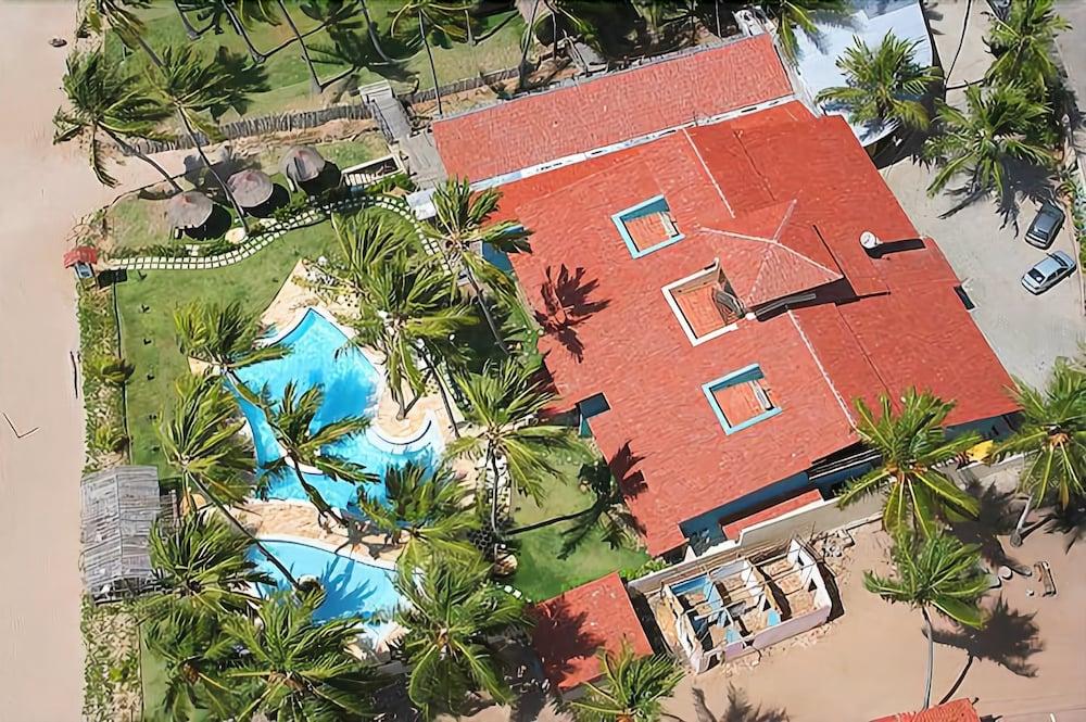 Vista Exterior Albacora Praia Hotel