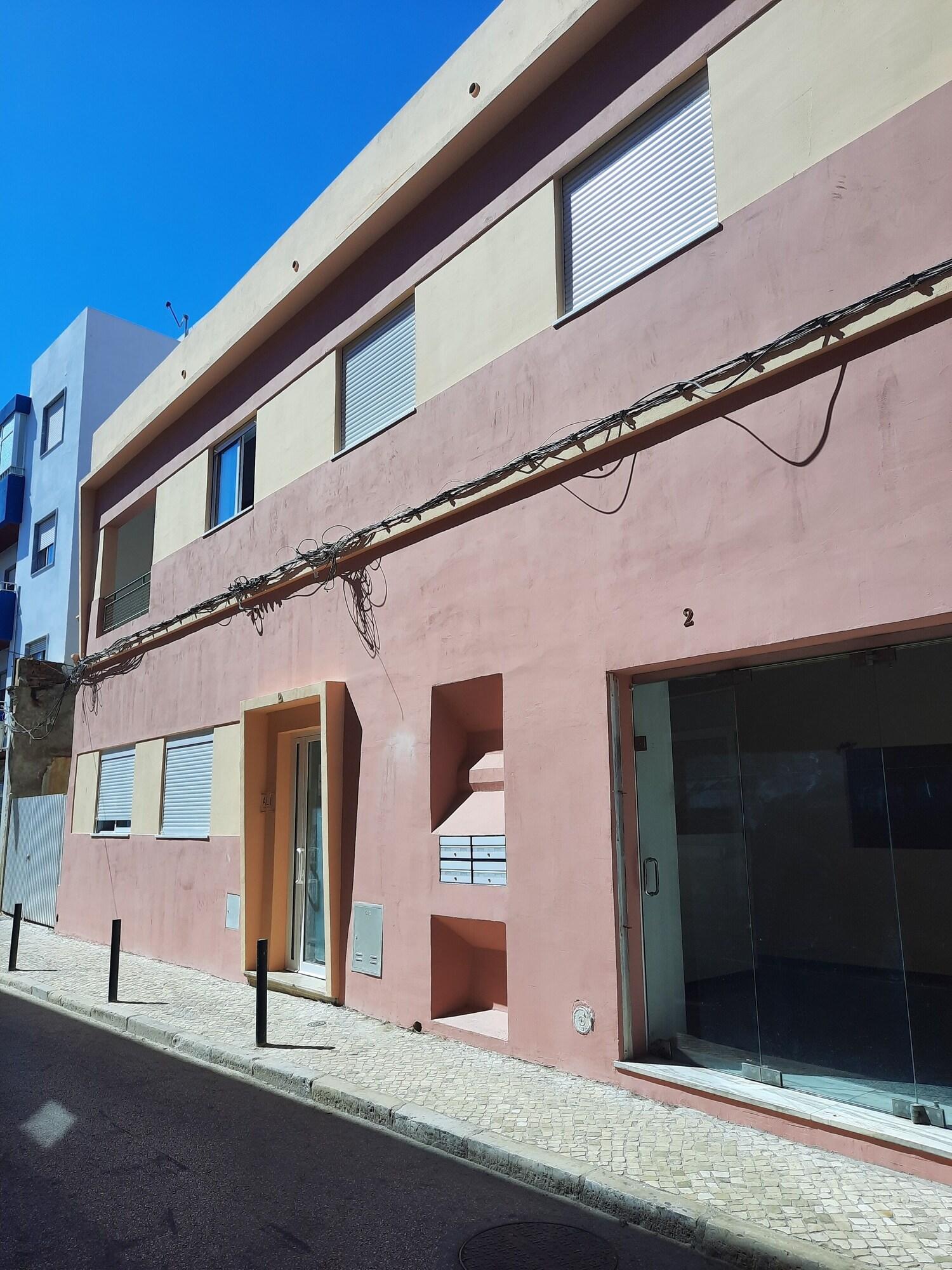 Varios Blue Sardine Hostel